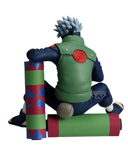 Naruto: 72 Series PVC Statue: Kakashi Hatake (Reading Version) (BANPRESTO)