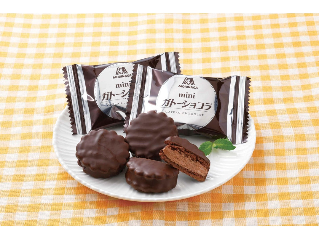 Mini Chocolate Cake 8 pieces (MORINAGA)