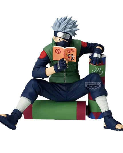 Naruto: 72 Series PVC Statue: Kakashi Hatake (Reading Version) (BANPRESTO)