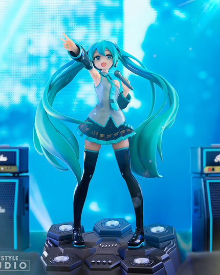 Hatsune Miku Classic Idol Figure 18cm (ABYSTYLE)