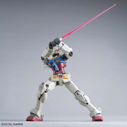 1/144 HG UC - RX-78-2 Beyond Global - Gundam Model Kit (BANDAI)