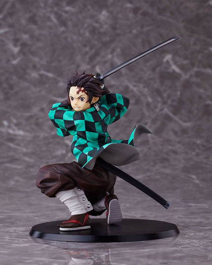 Demon Slayer Kimetsu no Yaiba Statue Tanjiro Kamado (Standard version) 17 cm (ANIPLEX) BOX DAMAGE - G