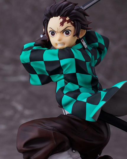 Demon Slayer Kimetsu no Yaiba Statue Tanjiro Kamado (Standard version) 17 cm (ANIPLEX) BOX DAMAGE - G