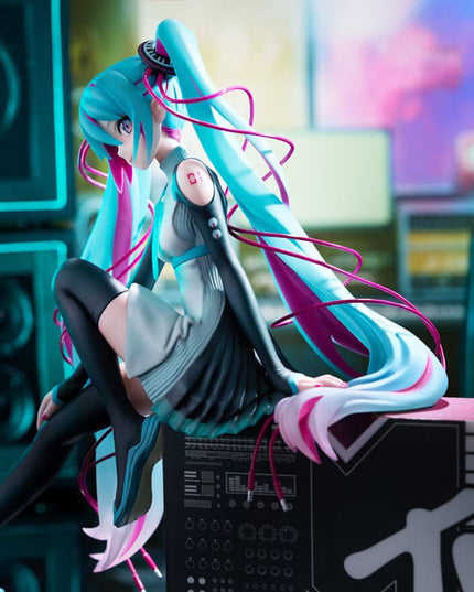 Hatsune Miku - Hatsune Miku x MTV Statue 1/7 20 cm (FURYU)
