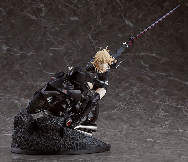 Fate/Grand Order - Saber/Altria Pendragon (Alter) & Cuirassier Noir PVC Statue 1/8 27 cm (GOOD SMILE COMPANY) PREORDER JAN