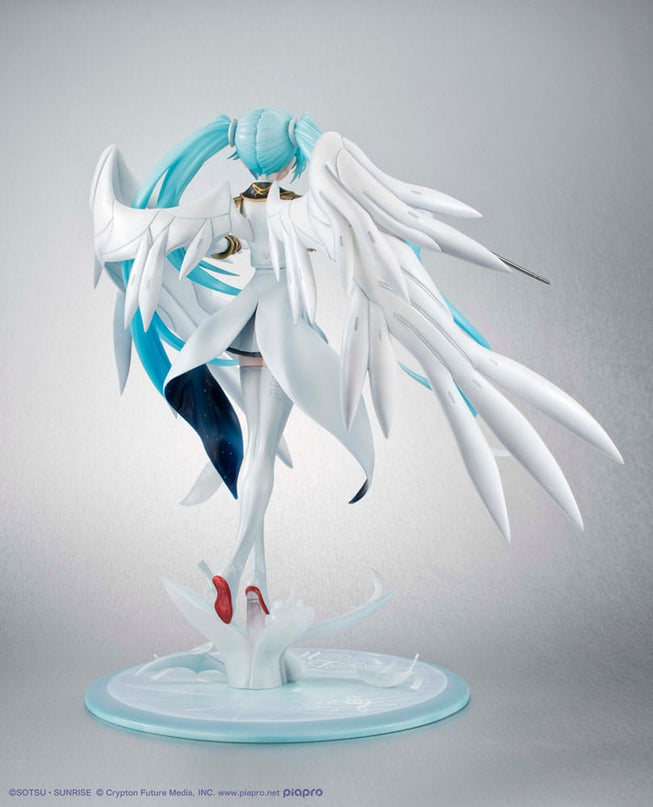 Mobile Suit Gundam x Hatsune Miku Lucrea - Hatsune Miku x Wing Gundam Zero EW 45th Anniversary PVC Statue 27 cm (MEGAHOUSE) PREORDER SEPT 26