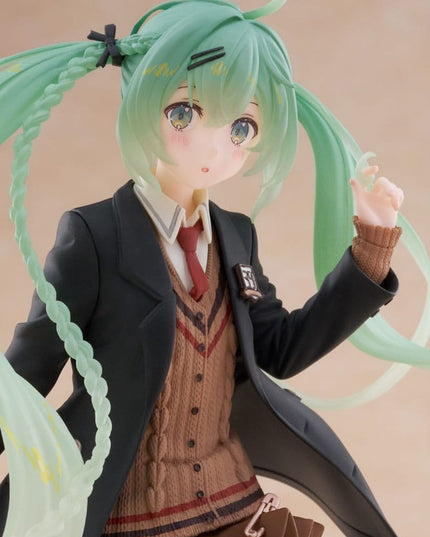 Hatsune Miku - Hatsune Miku Fashion Preppy Ver. PVC Statue 18 cm (TAITO)