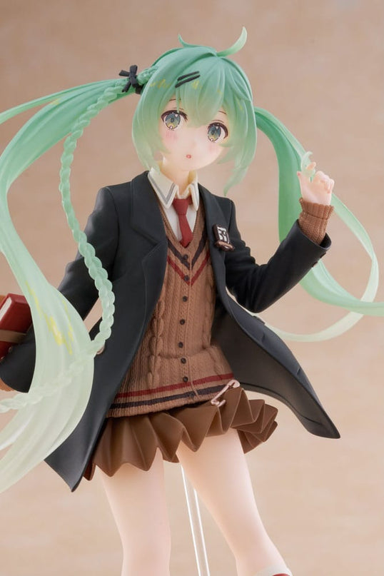 Hatsune Miku - Hatsune Miku Fashion Preppy Ver. PVC Statue 18 cm (TAITO)