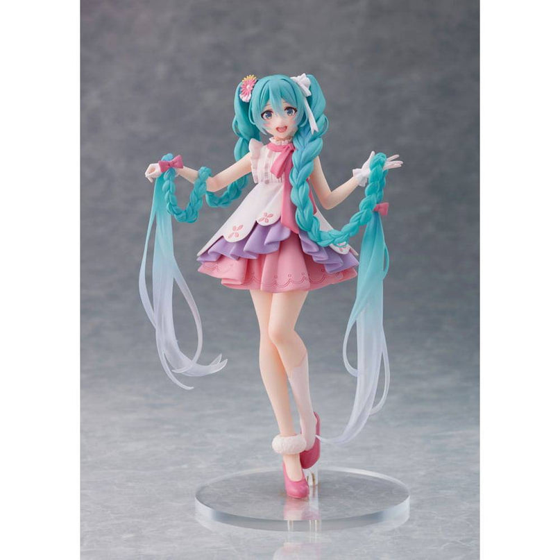 Hatsune Miku - Wonderland Rapunzel Ver. PVC Statue 18 cm (TAITO)