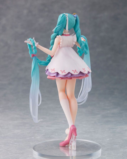 Hatsune Miku - Wonderland Rapunzel Ver. PVC Statue 18 cm (TAITO)