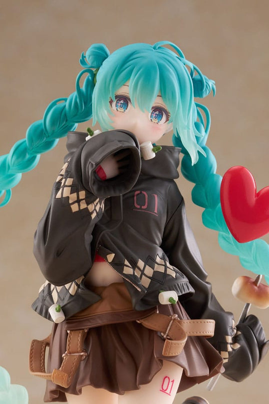 Hatsune Miku - Hatsune Fashion Outdoor Spring Ver. PVC Statue 18 cm (SEGA)