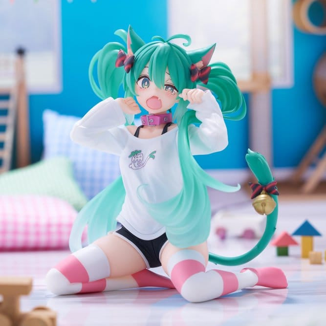 Hatsune Miku - Hatsune Miku Cat Ear T-Shirt Ver. PVC Statue Desktop Cute Figure 13 cm (TAITO)