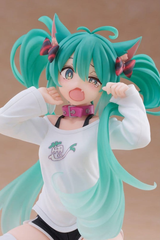 Hatsune Miku - Hatsune Miku Cat Ear T-Shirt Ver. PVC Statue Desktop Cute Figure 13 cm (TAITO)