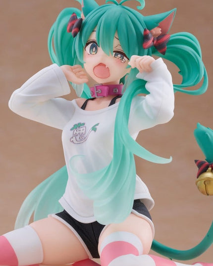 Hatsune Miku - Hatsune Miku Cat Ear T-Shirt Ver. PVC Statue Desktop Cute Figure 13 cm (TAITO)